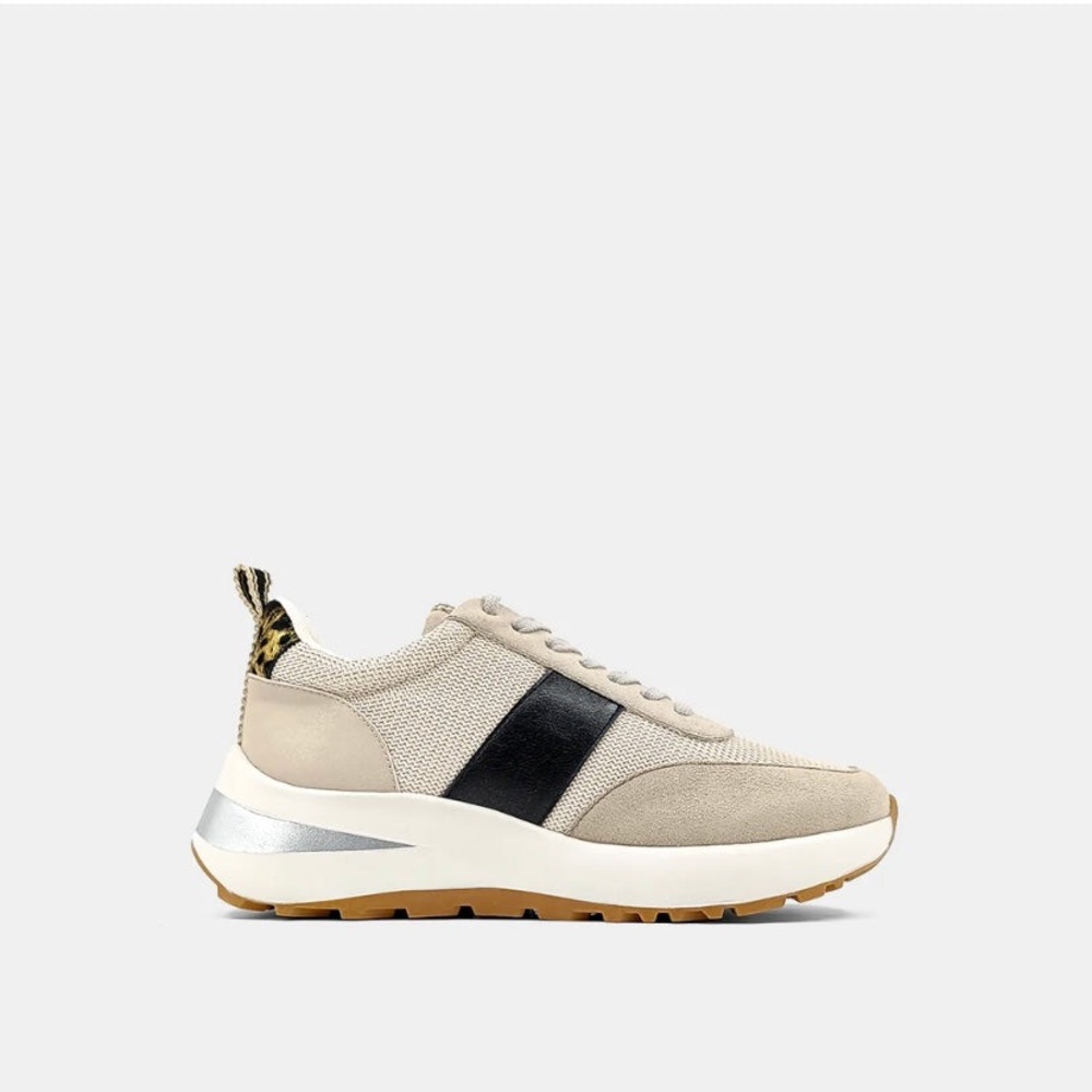ShuShop Cream and Black Athletic Shoes with Modern Design